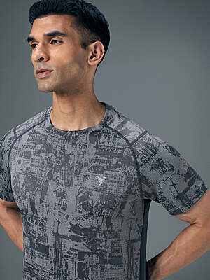 TECHNO Crew Neck T-shirt- Carbon Grey TECHNO Crew Neck T-shirt- Carbon Grey