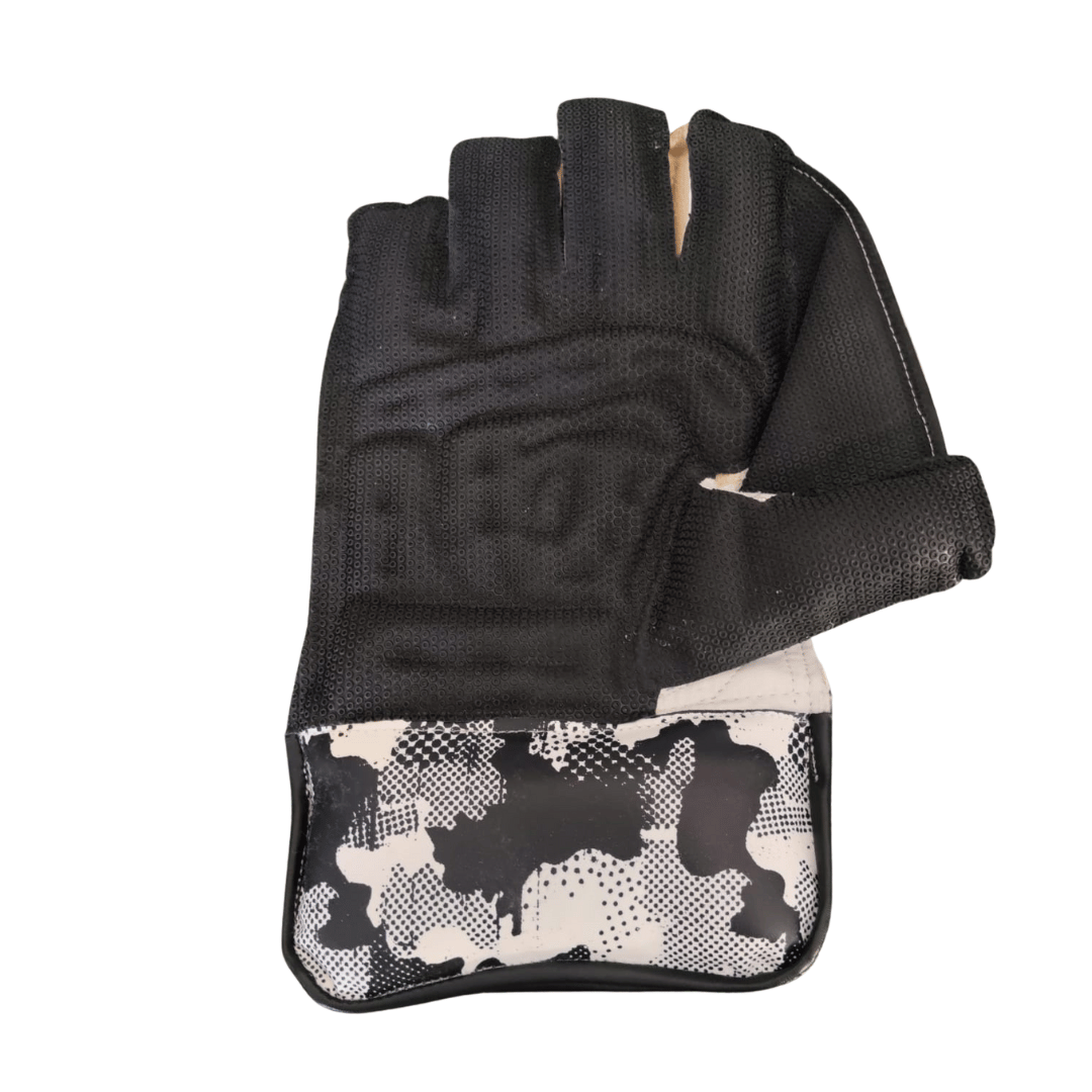 SI SUPREME WICKET KEEPING GLOVES
